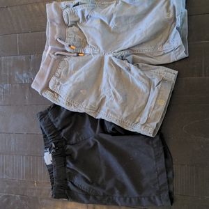 Black and Star Wars Print Shorts